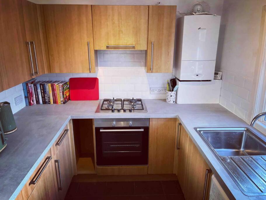 Chester/Handbridge Sleeps 9 + Netflix Hough Green Esterno foto