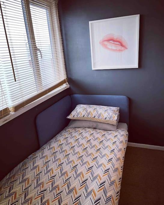 Chester/Handbridge Sleeps 9 + Netflix Hough Green Esterno foto