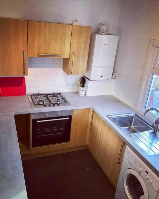 Chester/Handbridge Sleeps 9 + Netflix Hough Green Esterno foto